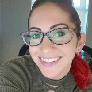 Meet your Posher, Ashley